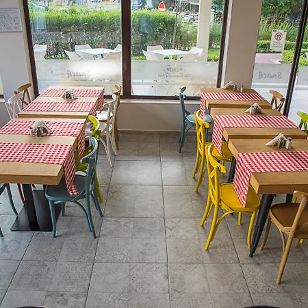 Laguna Park & Aqua Club 4* Slantschew brjag