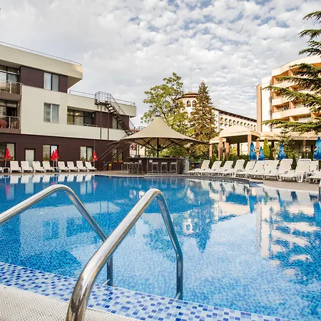 Hotel Laguna Park & Aqua Club 4*