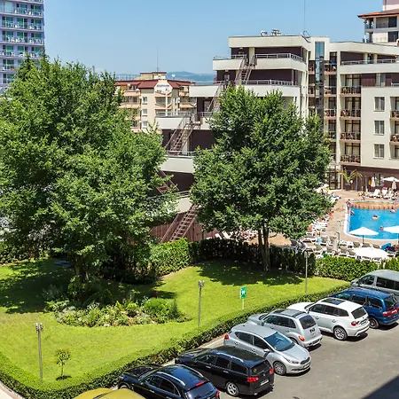 Laguna Park & Aqua Club Hotel 4*