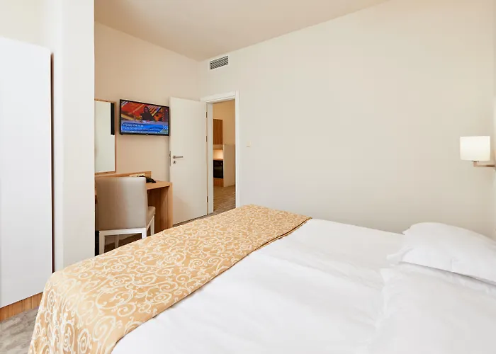 Laguna Park & Aqua Club Hotell 4*