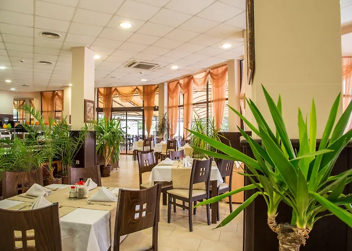 Laguna Park & Aqua Club Hotell Slăntjev Brjag