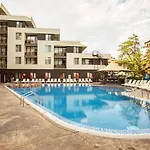 Laguna Park & Aqua Club Отель 4*