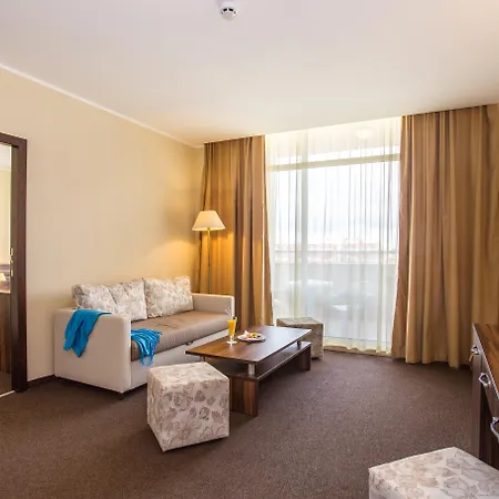 Hotel Laguna Park & Aqua Club 4*