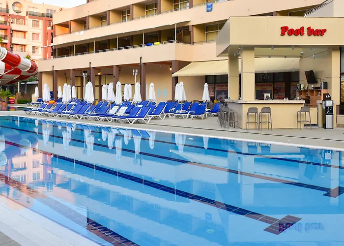 Hotel Laguna Park & Aqua Club 4*