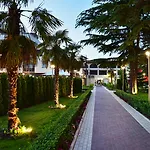 Laguna Park & Aqua Club 4*
