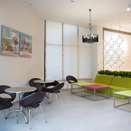 ホテル Laguna Park & Aqua Club 4*