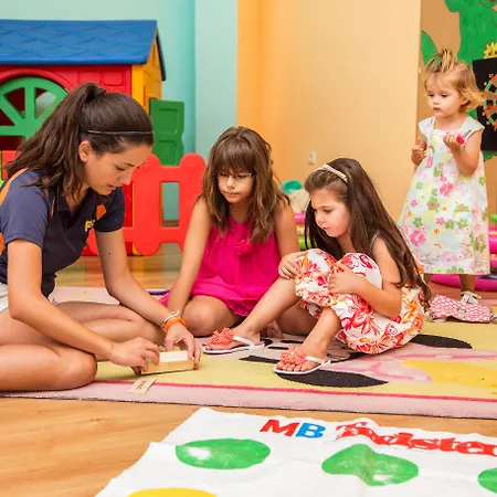 ホテル Laguna Park & Aqua Club 4*