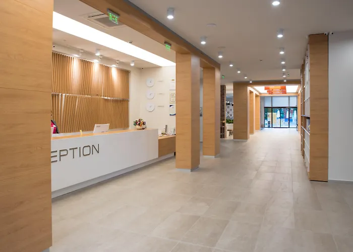 Laguna Park & Aqua Club Ξενοδοχείο 4*